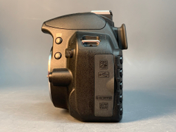 Nikon D3100 kit 18-55 mm 12 кадров
