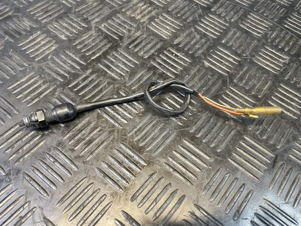 Лягушка заднего тормоза Suzuki Intruder VS750 VR51A