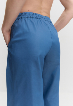 Медицинские брюки широкие