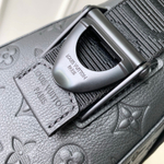 Louis Vuitton Courrier Messenger