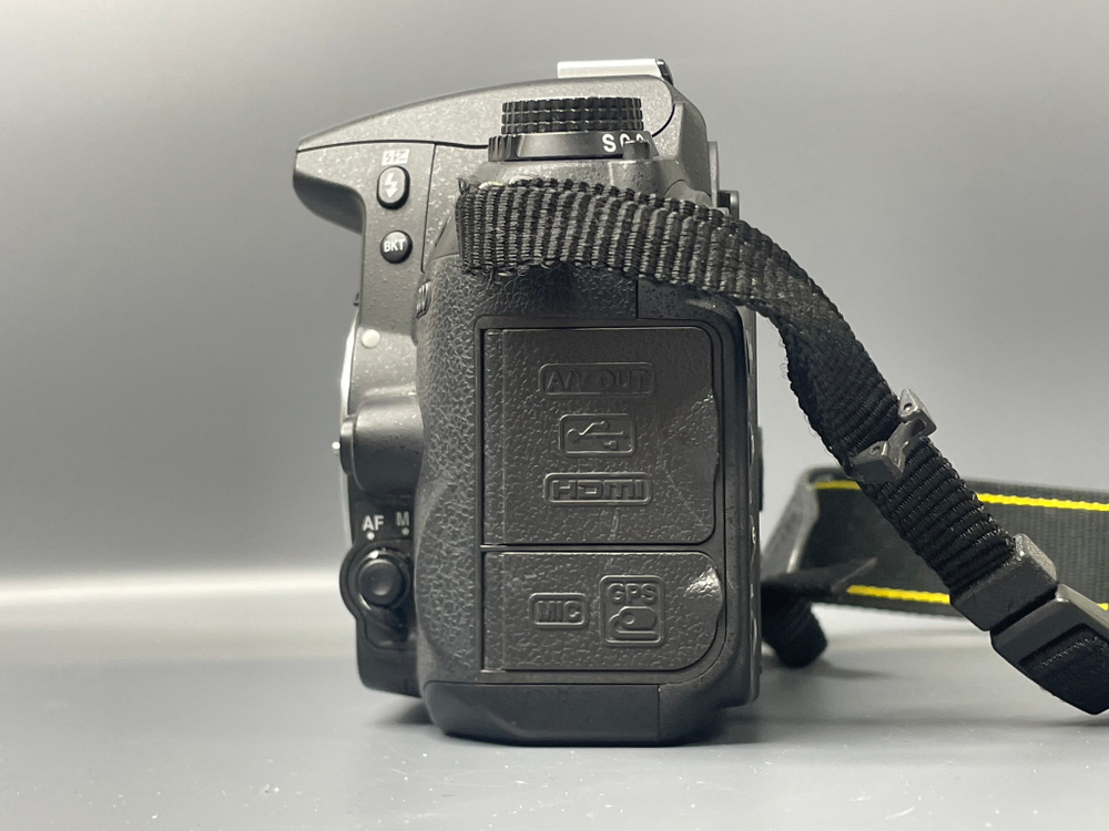Nikon D7000 Body 12.200 кадров
