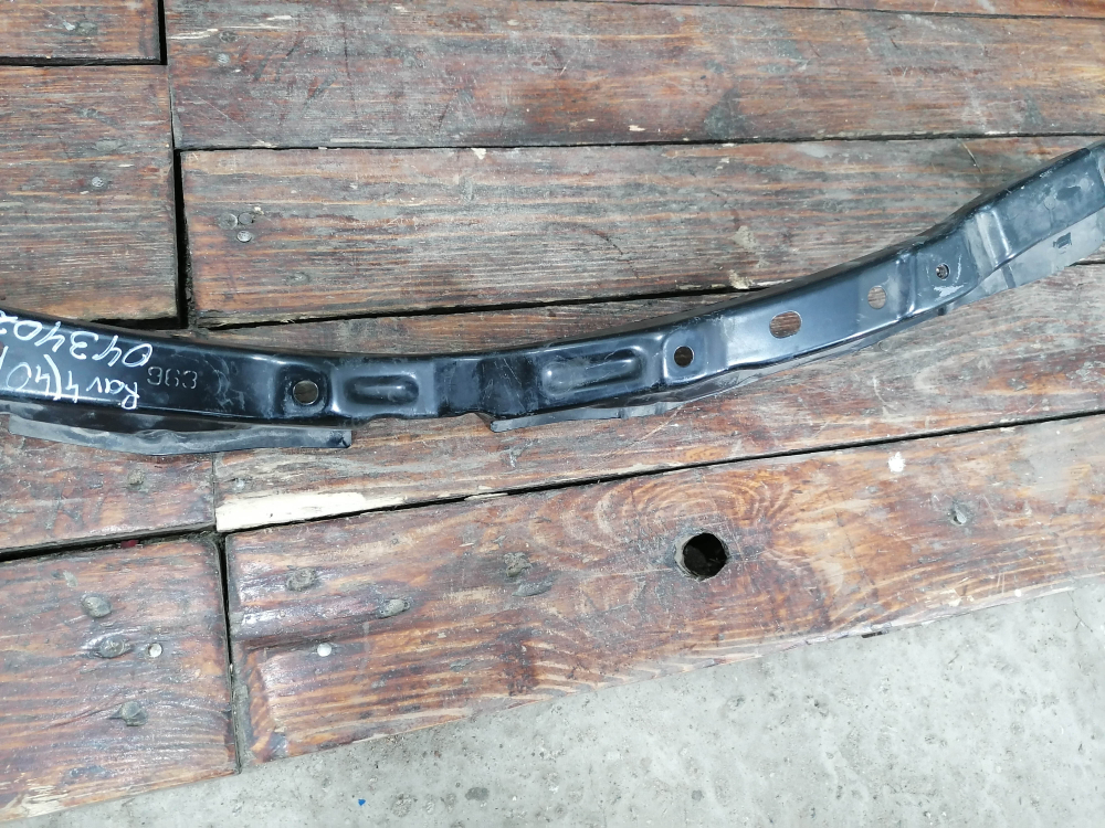 Усилитель переднего бампера Toyota RAV4 IV (XA40) 15-19 Б/У Оригинал 5202942110