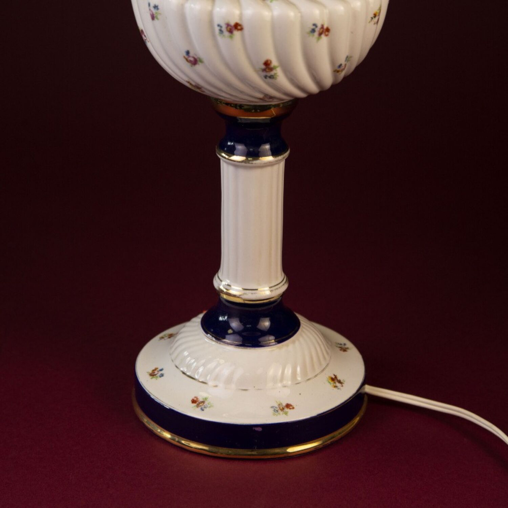 Винтажная настольная лампа