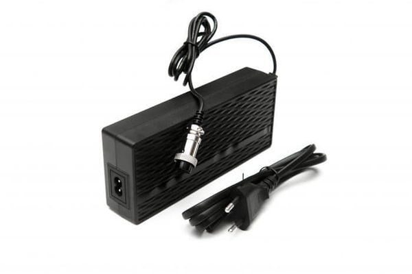 Зарядное устройство для электросамоката 60v/2a фото №2