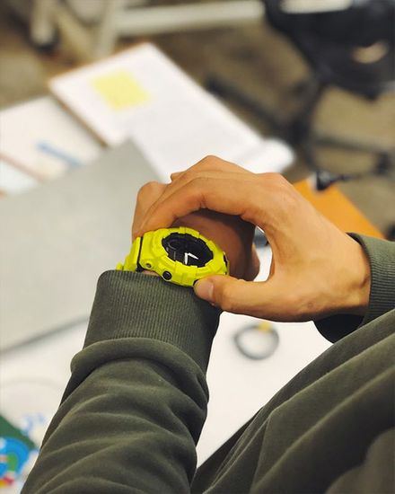 Наручные часы Casio G-SHOCK GBA-800-9AER с шагомером