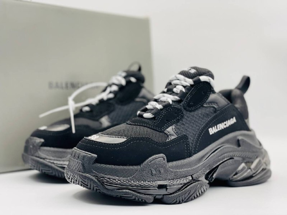 Кроссовки BALENCIAGA TRIPLE