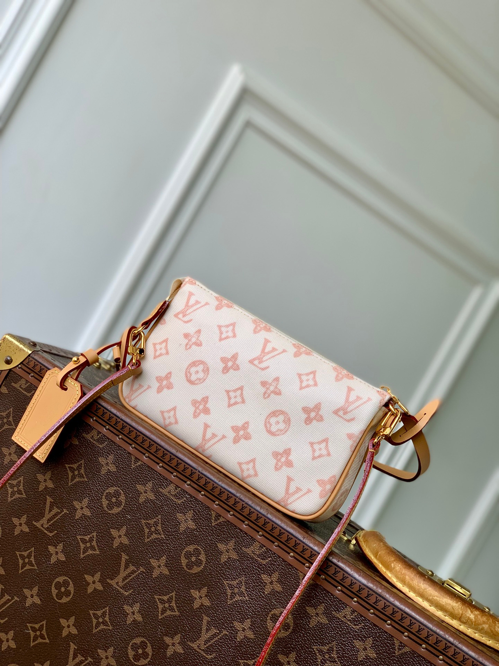 Louis Vuitton Pochette Accessoires