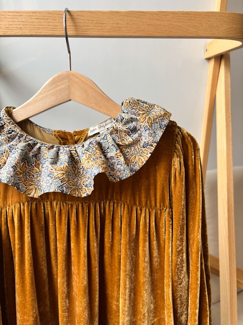 Бархатное платье Bebe Organic, 104