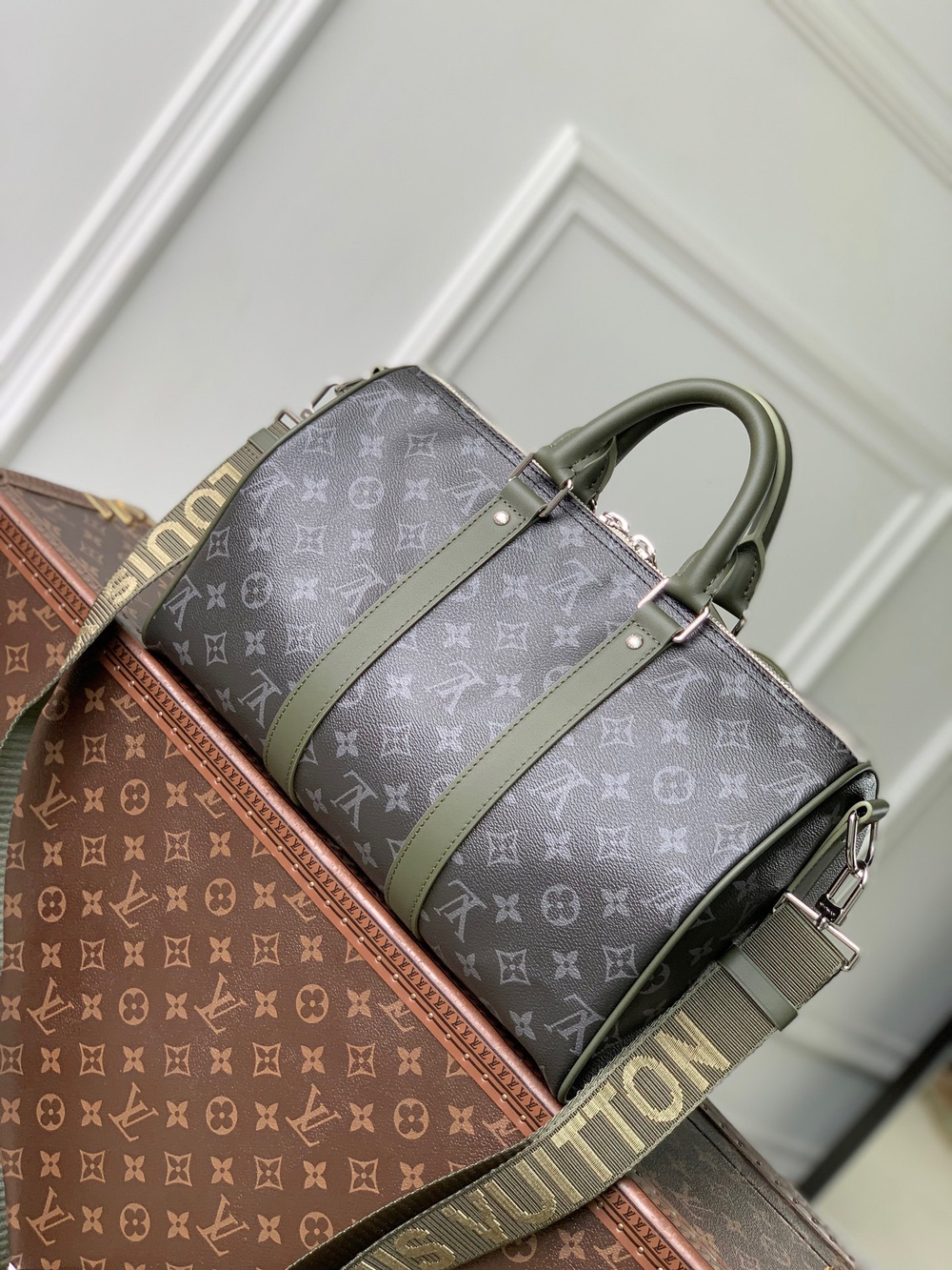 Louis Vuitton Keepall Bandouliere 35