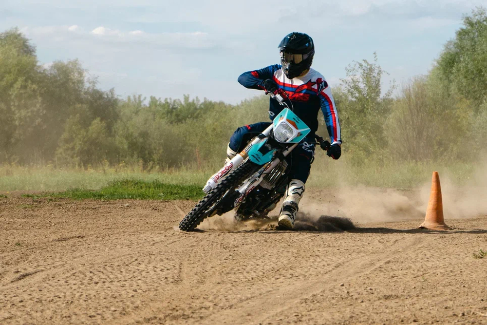 Мотоцикл кроссовый эндуро SHARMAX Expert "177" 250 (2024)