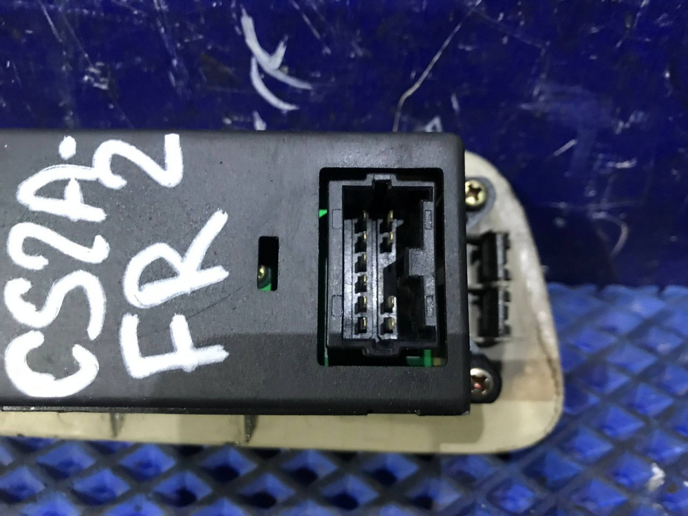 Блок управления стеклоподъемниками MITSUBISHI LANCER 2002