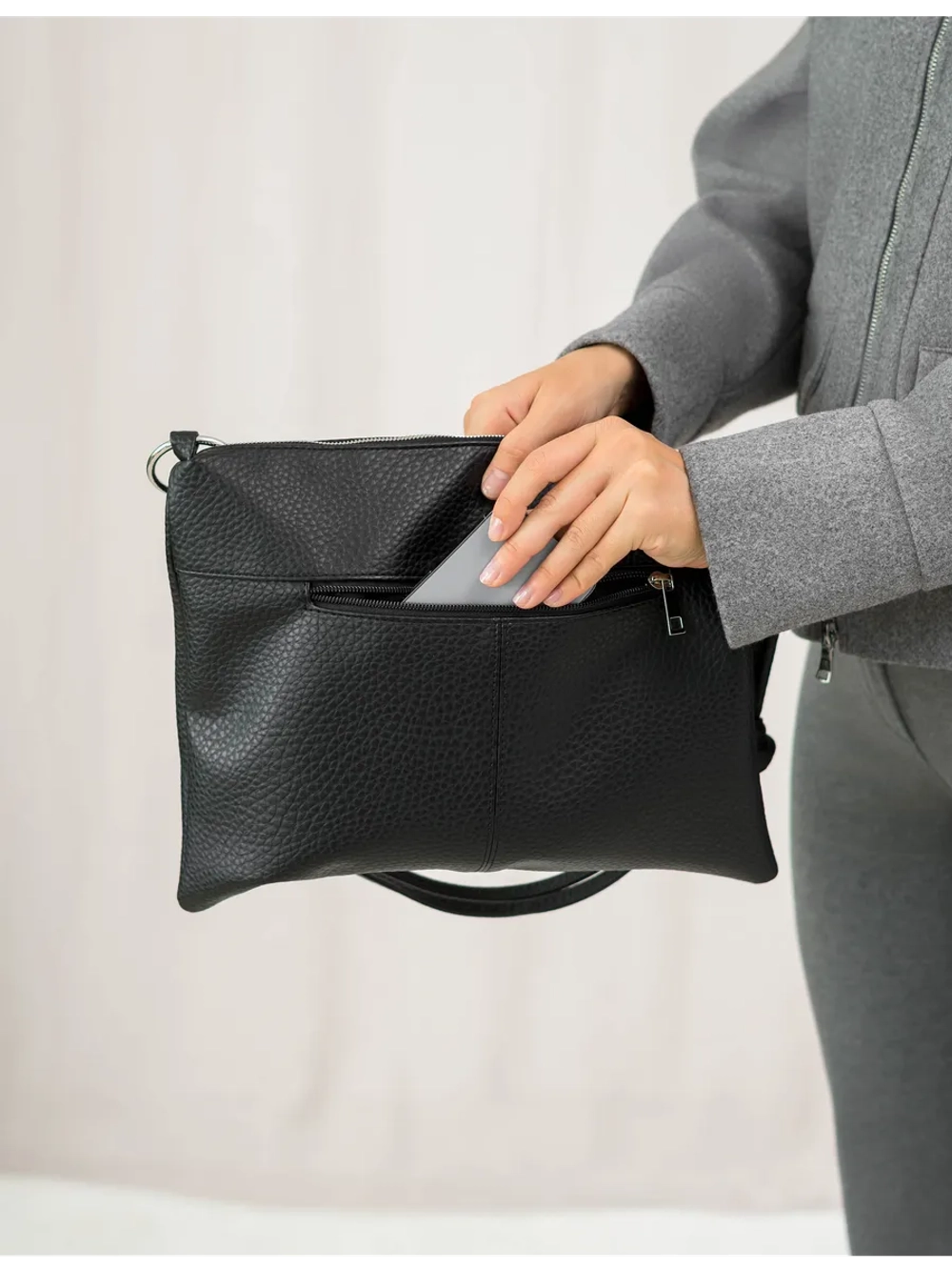 Сумка через плечо средняя классическая