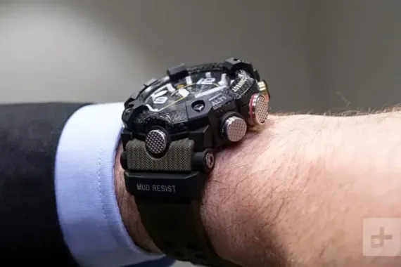 Наручные часы Casio GG-B100-1A3