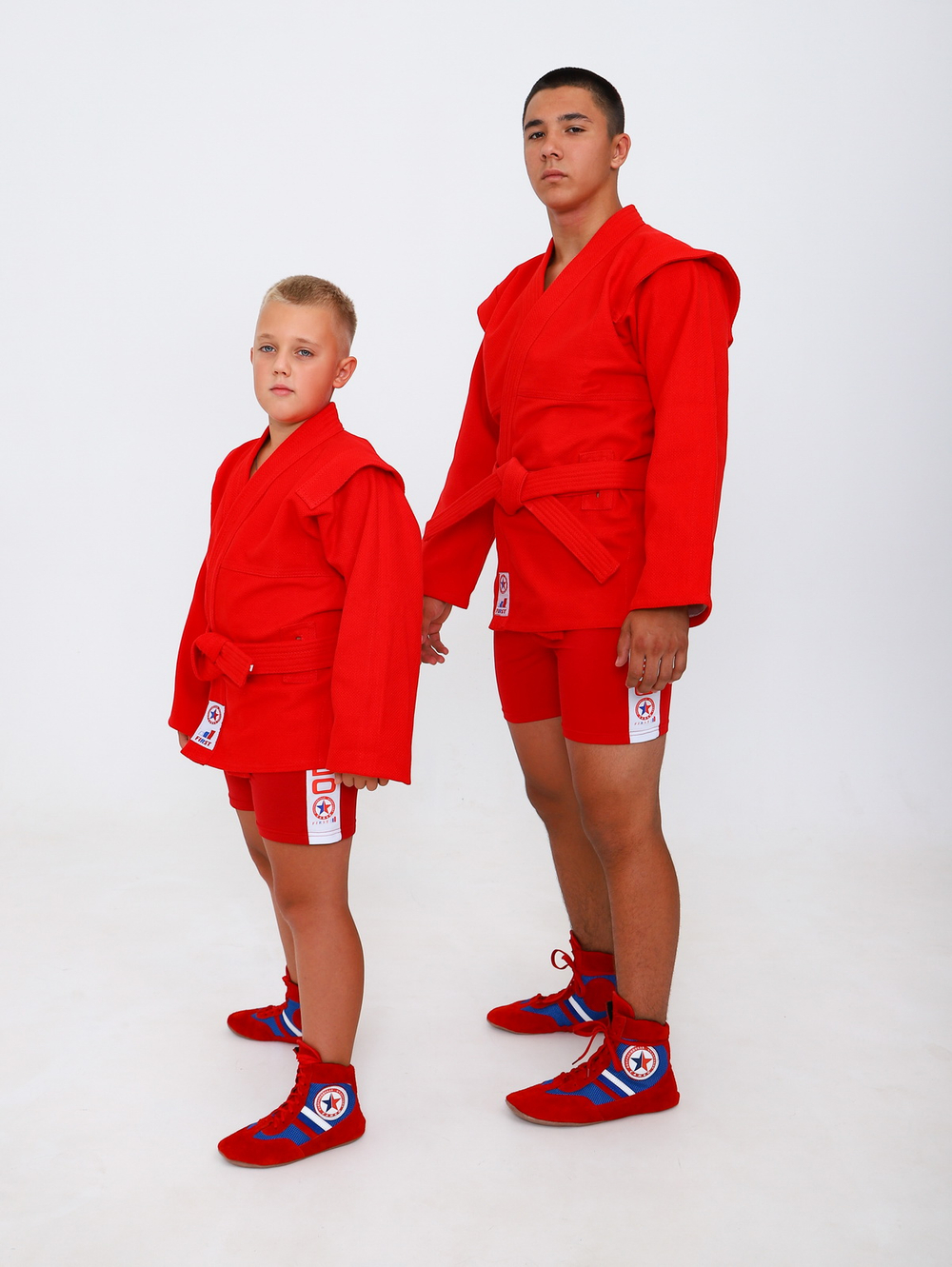 Куртка для САМБО с поясом, плотностью 580 г/м² с подкладкой красная