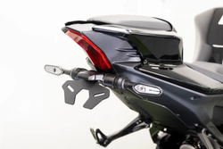 Evotech Performance Короткое крепление номерного знака Yamaha YZF-R9 (2025+) PRN017870