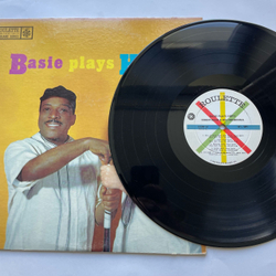 Винтажная виниловая пластинка LP Count Basie and His Orchestra, Basie Plays Hefti (США 1958)