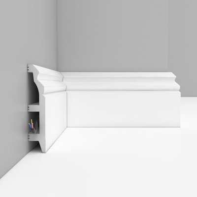 Плинтус Decormaster Дюропрофиль D232 ДМ