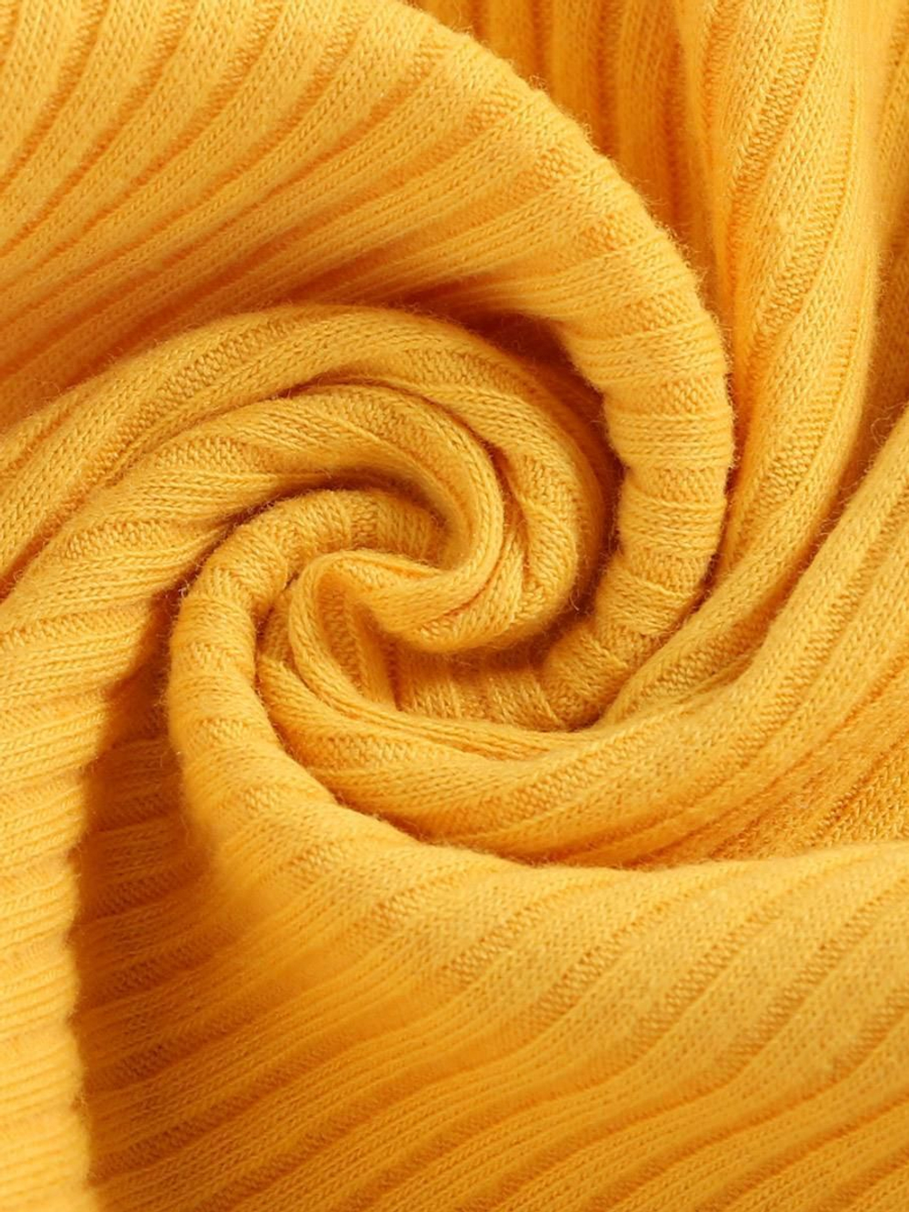 Летний костюм для девочки нарядный