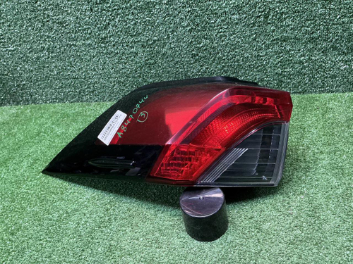 Фонарь левый внешний Toyota RAV4 5 XA50 (18-нв)