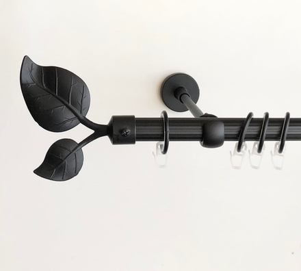 Карниз кованый рифленый для штор Вяз d20 однорядный, цвет черный матовый