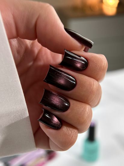 Гель-лак с эффектом кошачий глаз ENIGMANIC AURA silk cat 10 мл. #05