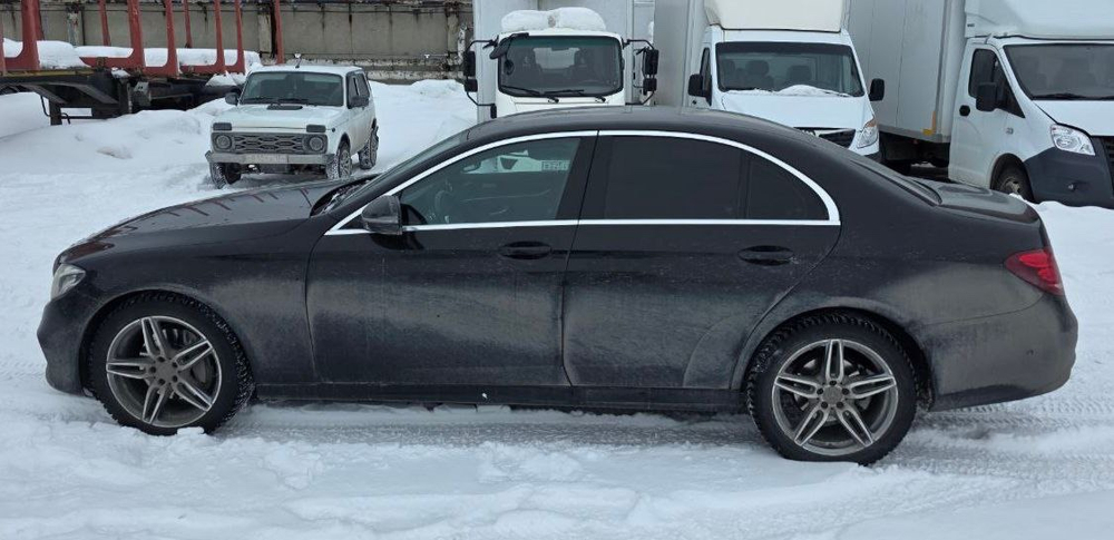 Mercedes-Benz E-CLASS 200 4MATIC Sport
