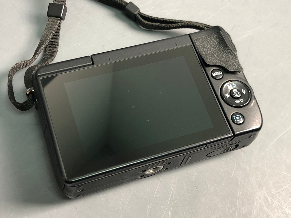 Canon EOS M10 Kit 15-45mm IS STM