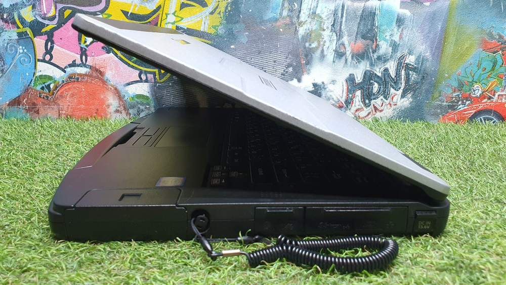 Полузащищенный ноутбук Panasonic i5-8/8Gb/FHD/ FZ-55 FZ-55C000KT9/Windows 10