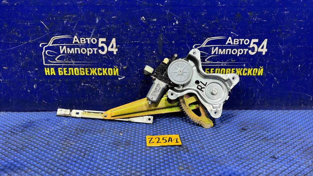 Стеклоподъемник задний левый MITSUBISHI COLT 2003