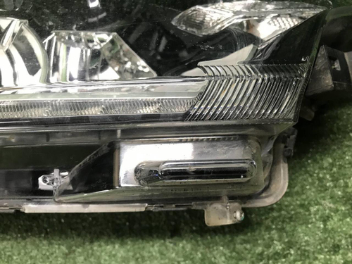 Фара правая Mitsubishi Outlander 3 (15-нв) галоген