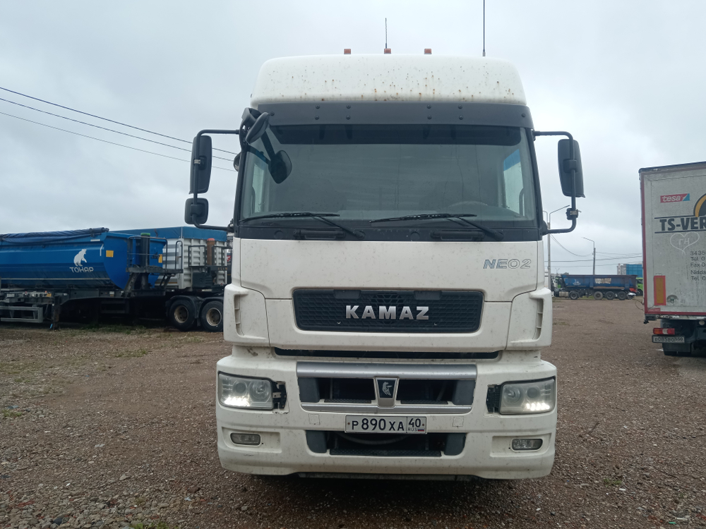 КамАЗ 5490 4x2 Седельный тягач 5490-036-87 (Дизельный, 12,0 л, 401 л.с., МТ)