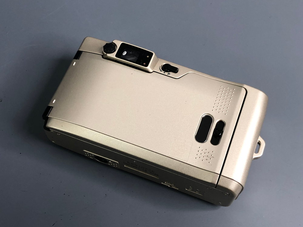 Samsung Vega 77i
