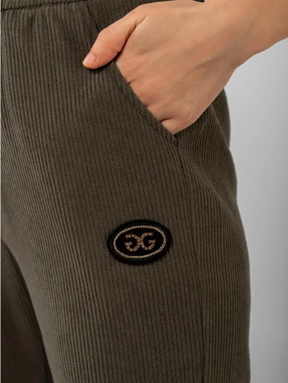 Штаны спортивные вельветовые