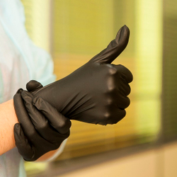 Перчатки чёрные нитриловые