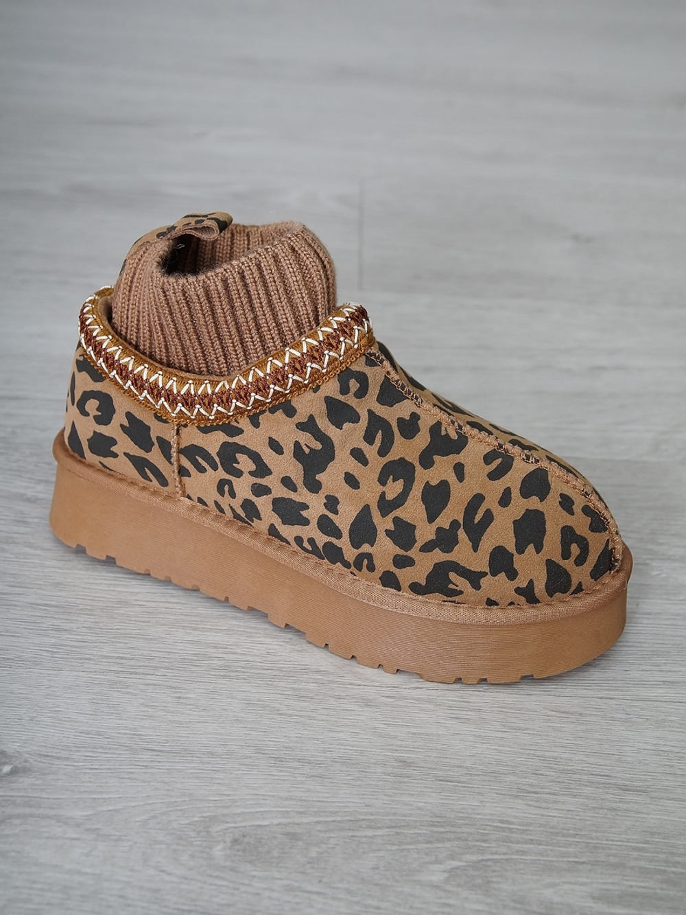 Угги женские зимние