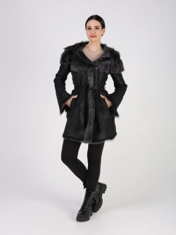 Дубленка зимняя натуральная с капюшоном короткая