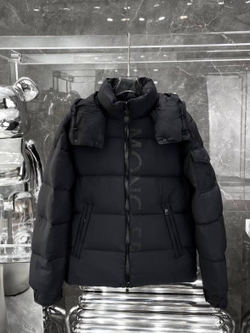 Пуховик Moncler