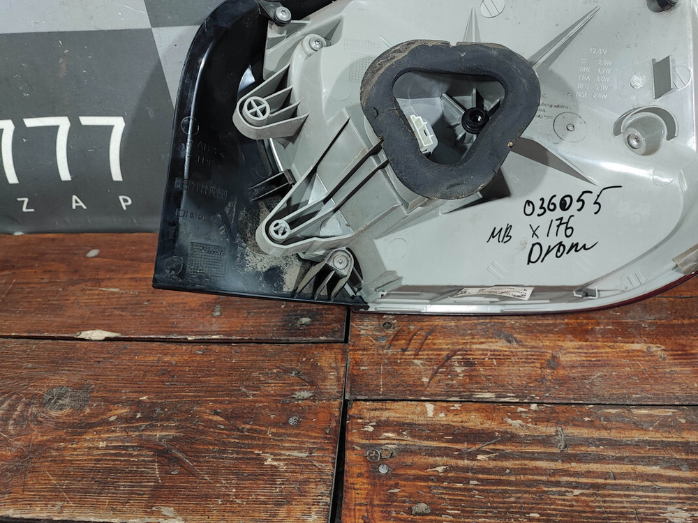 Фонарь задний левый Mercedes A-Class (W176) 12-15 Б/У Оригинал A1769063300