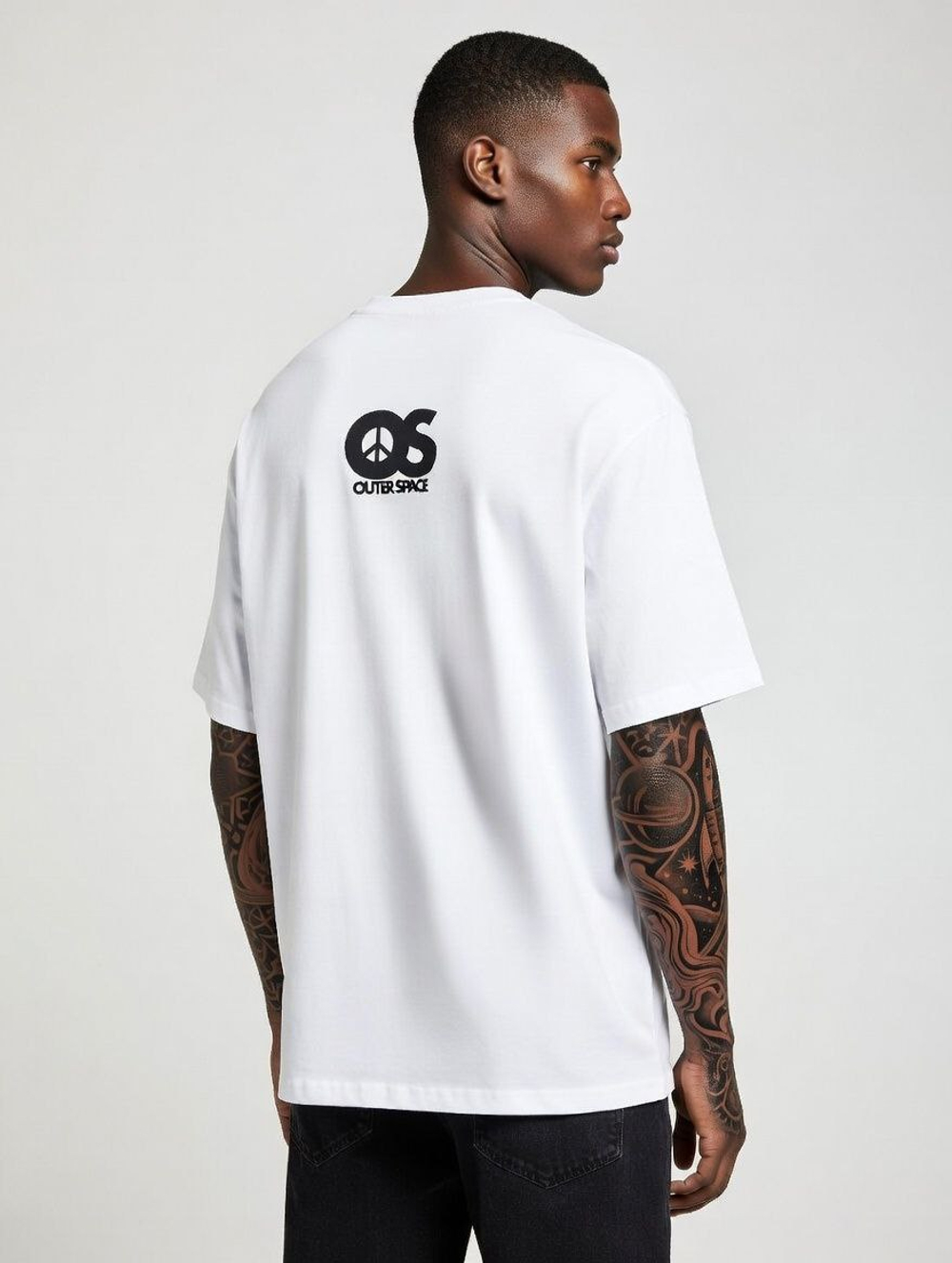 Футболка OuterSpace Hope