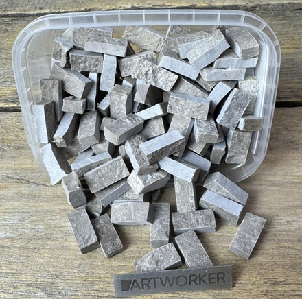 Колотый натуральный камень NS309-1, 350гр