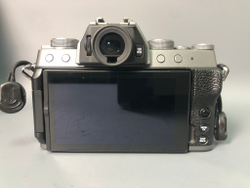 Fujifilm X-T200 Kit XC 15-45mm F3.5-5.6 OIS PZ Black