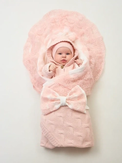 Конверт на выписку для новорожденных вязаный