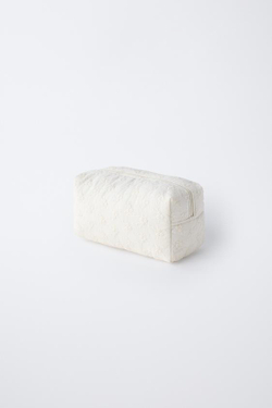 ZARA НЕСЕССЕР С ВЫШИВКОЙ В ВИДЕ ЦВЕТОВ, ЭКРЮ