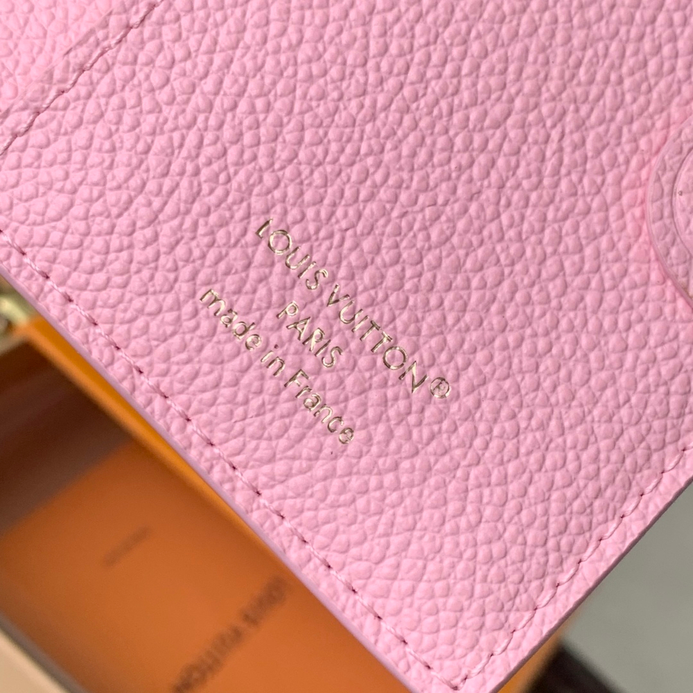 Louis Vuitton Lisa Wallet
