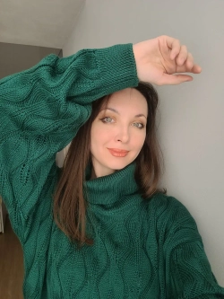 Джемпер оверсайз объемный