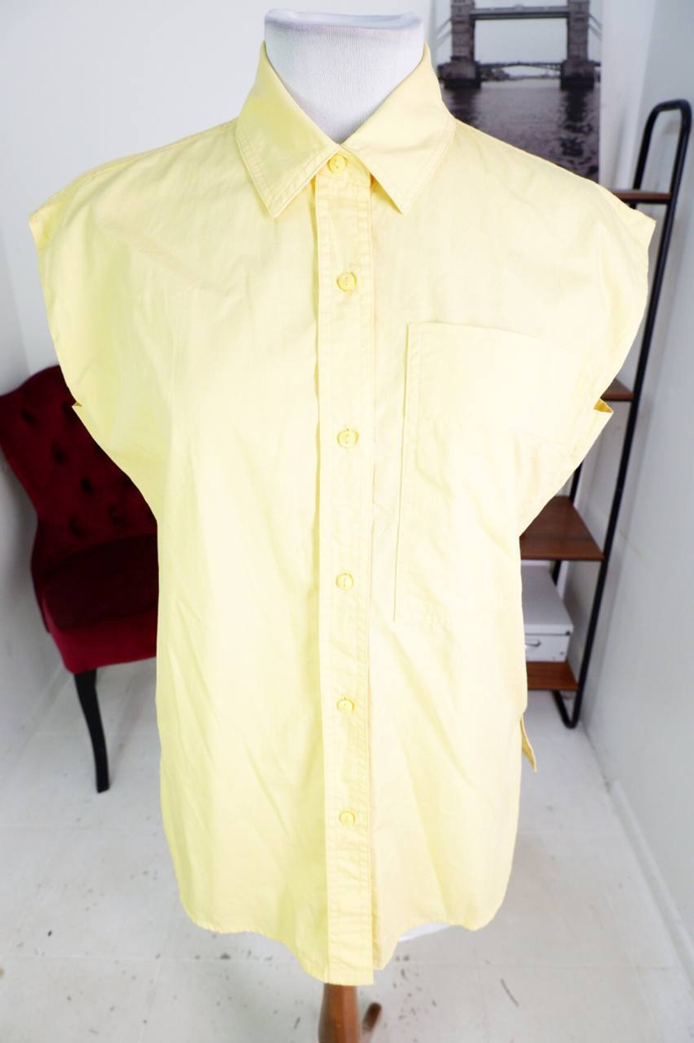 Блузка Zarina яркого цвета, визуально на 48/50 размер