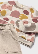 пуловер с брюками