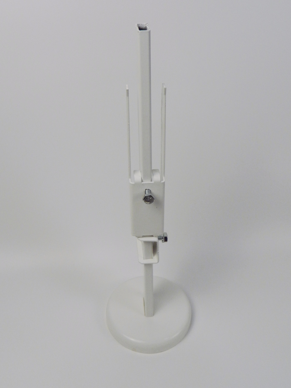 Крышка пластиковая декоративная на основание напольного кронштейна А107