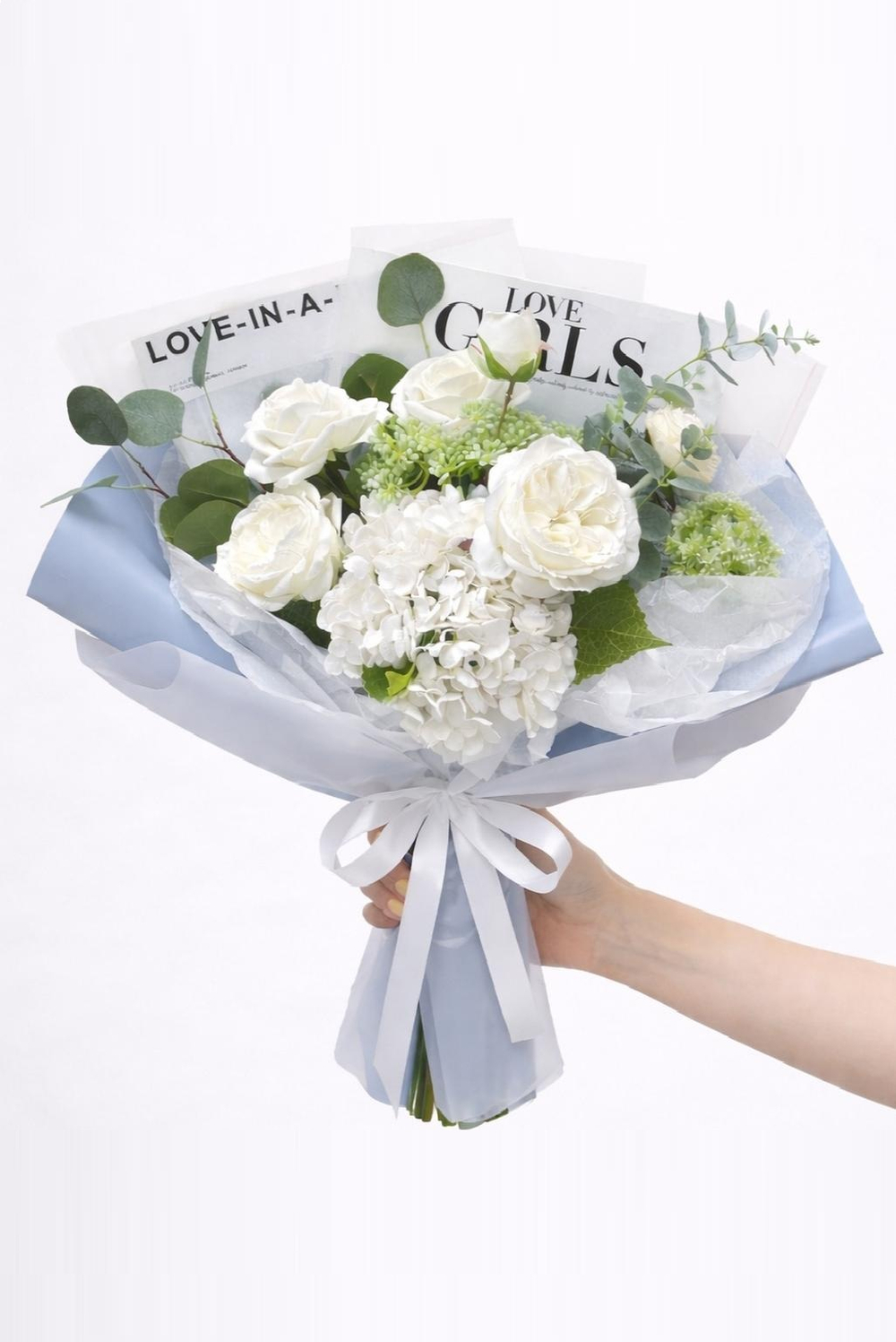 Быстро сборная упаковка в пленке. Форма №4 Коллекция "Гламур". Цвет: ГОЛУБОЙ. Размер букета: +/- в55, ш50