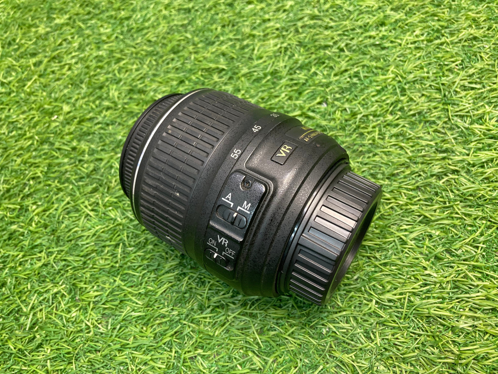 Nikon 18-55mm 3.5-5.6G AF-S VR DX (Сломан байонет)